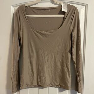 Abercrombie Soft Matte Seamless Long-Sleeve Tuckable Squareneck Top